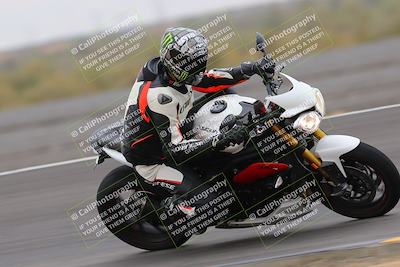 media/Jan-14-2023-SoCal Trackdays (Sat) [[497694156f]]/Turn 11 Inside (950am)/